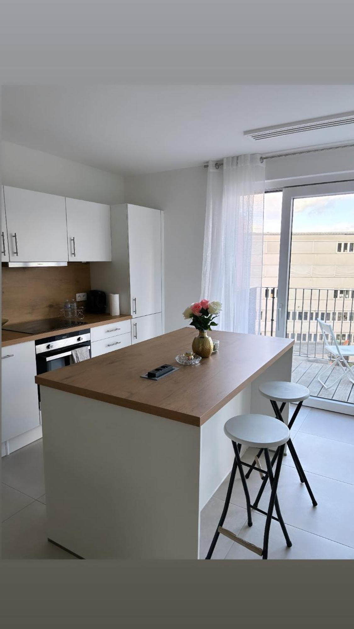 2 Bedrooms Luxury Apartment - Guillemins เลียจ ภายนอก รูปภาพ