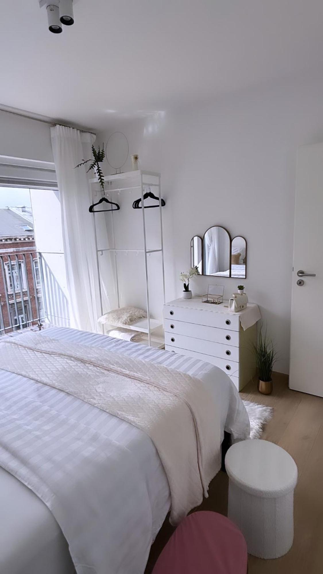 2 Bedrooms Luxury Apartment - Guillemins เลียจ ภายนอก รูปภาพ